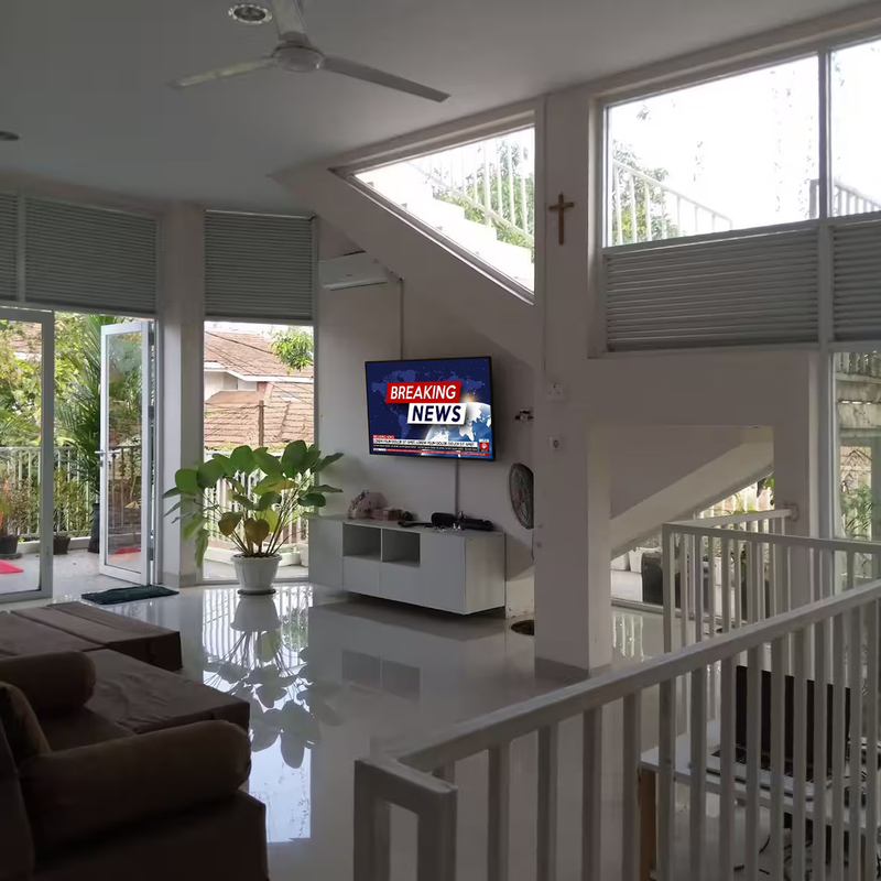 Family Room | 2nd Floor