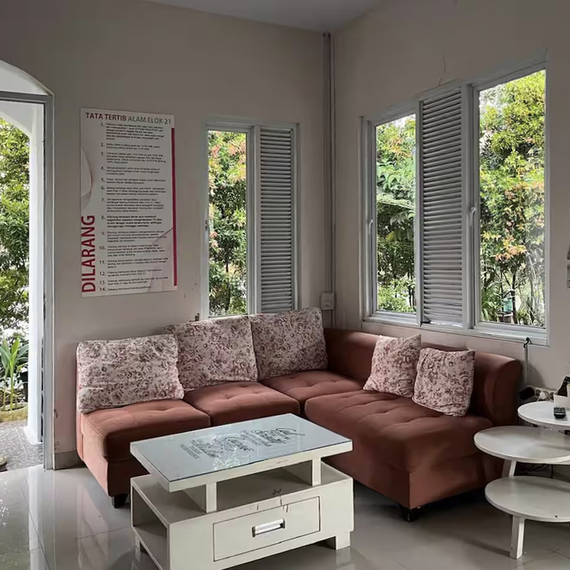 Living Room | 1st Floor